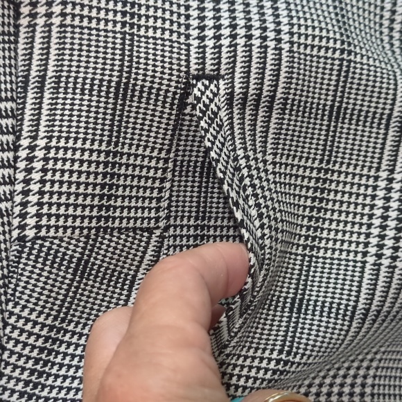 Express Women's Columnist Glen Plaid Houndstooth Pants - Picture 9 of 10